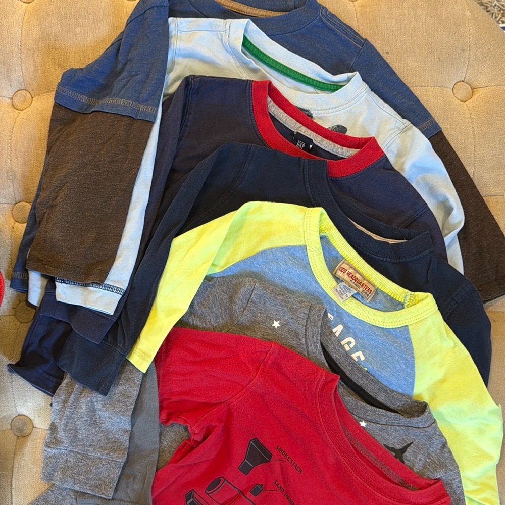 Bundle of 7 Long Sleeves Tees